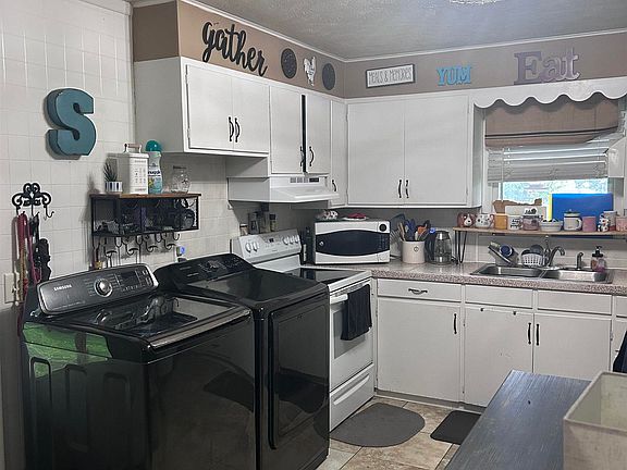 4th image of 1013 Janice St