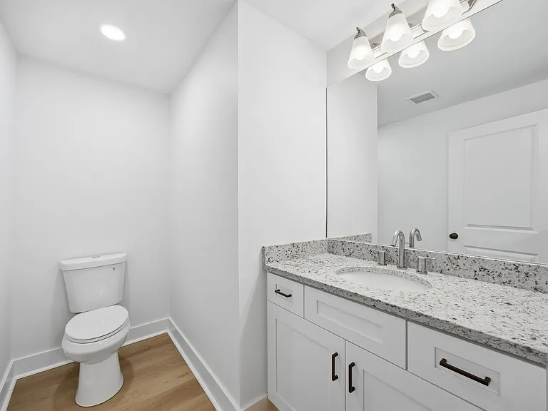 2903 15th Ave #101 — Photo 10