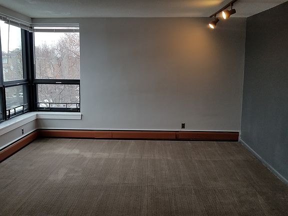 3rd image of 2500 Blaisdell Ave APT 410