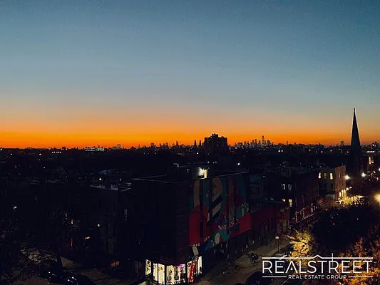 Rented by Real Street Inc | media 17