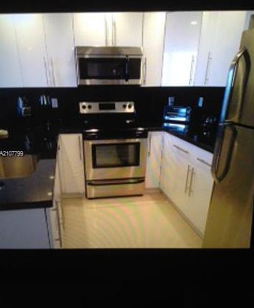 2nd image of 2301 Collins Ave APT 727