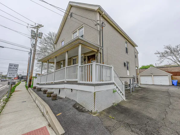 1668 Litchfield Turnpike, Woodbridge, CT 06525