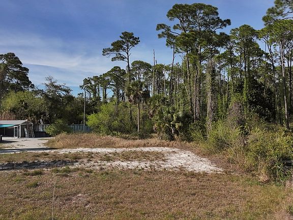 3rd image of 1133 Cape San Blas Rd