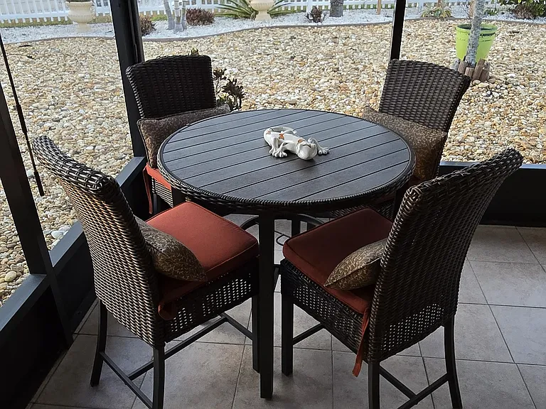 1801 El Rio Dr — Photo 24