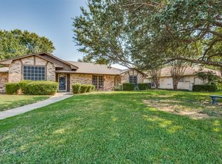 1420 Marble Canyon Dr, Desoto, TX 75115