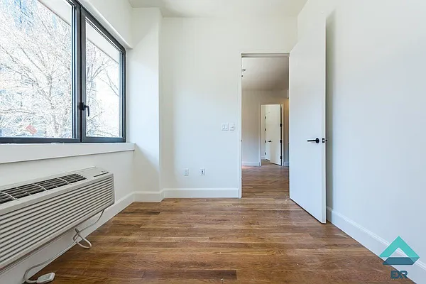 Rented by EXR | media 119