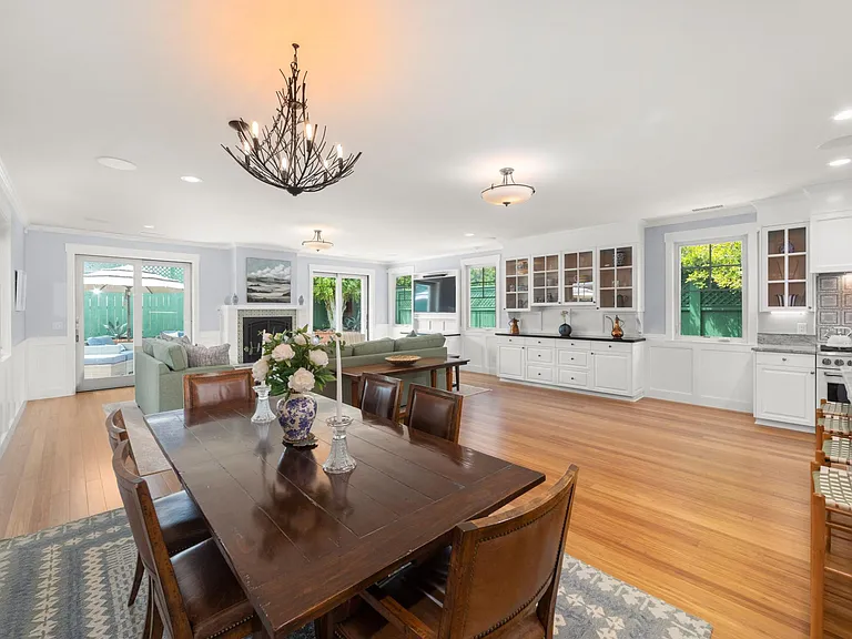 750 Coronado Ave — Photo 14