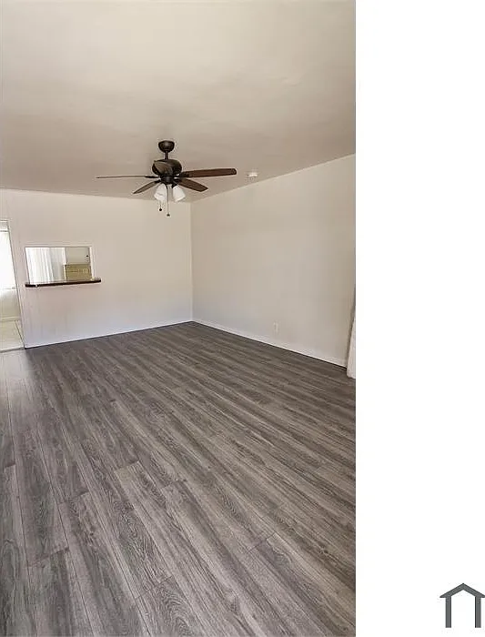 1 bed, 900 sqft, $2,100 — Photo 2
