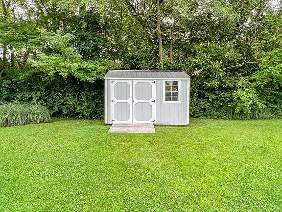 4th image of 123 Dogwood Cir