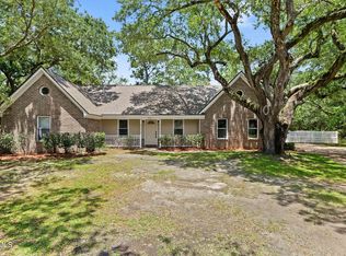 7040 Red Bud Ct, Ocean Springs, MS 39564