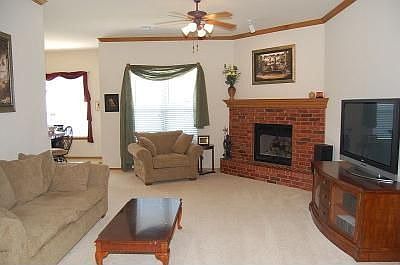 1st image of 704 N Chisholm Trail Way