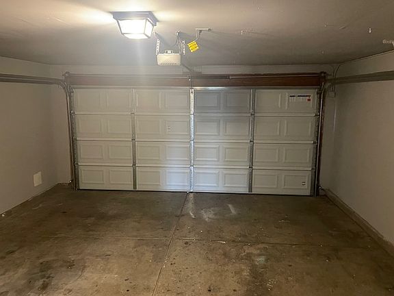 4th image of 1377 N Culpepper Ave