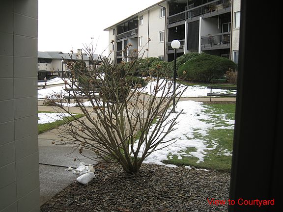3rd image of 400 Narragansett Pkwy APT Nc3