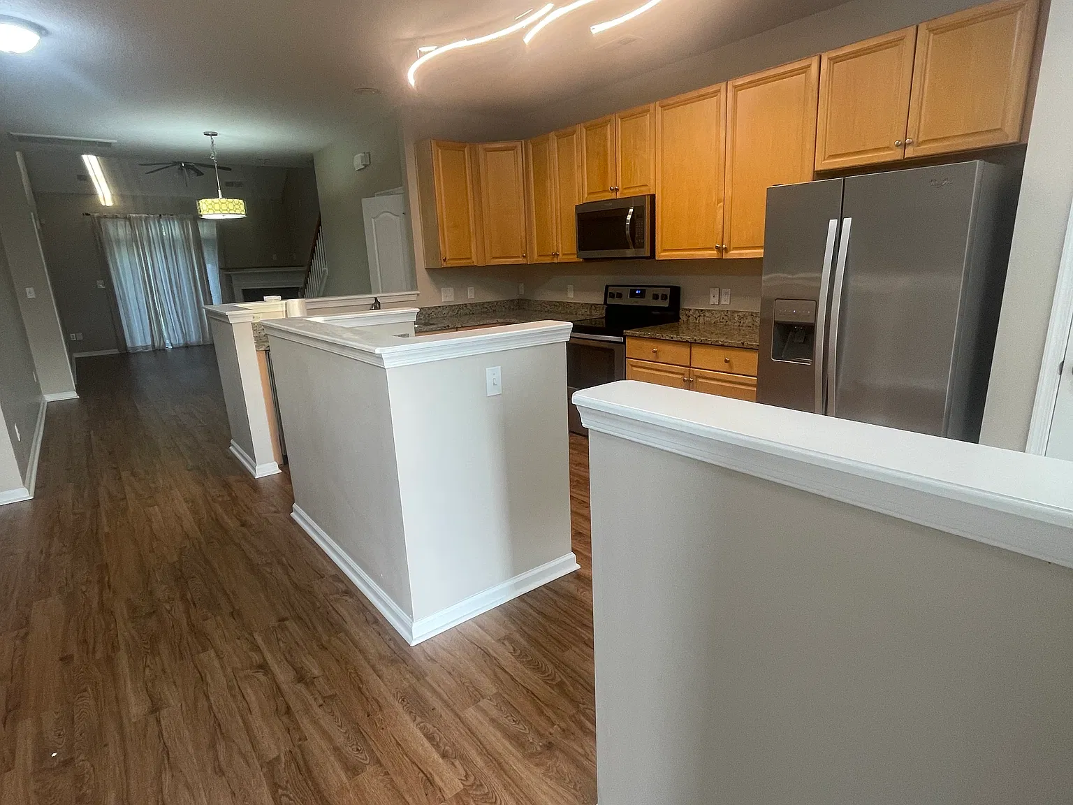 3 bed, 1794 sqft, $2,350 — Photo 2