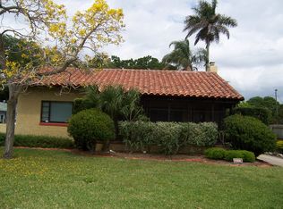 405 25th St W, Bradenton, FL 34205