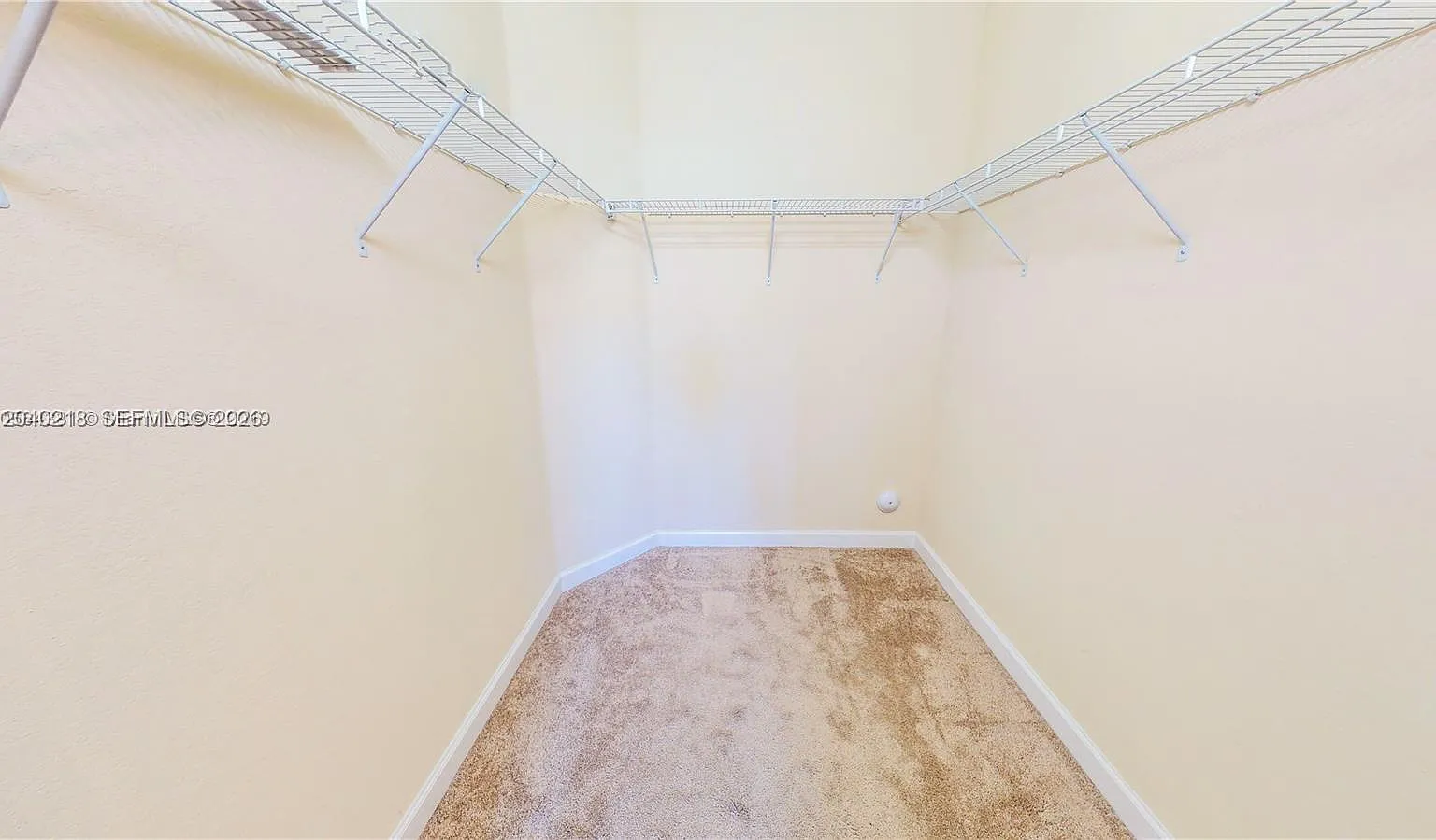 3 bed, 2.5 bath, 1650 sqft, $3,400 — Photo 4
