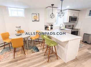 27 Everett St #1H, Allston, MA 02134