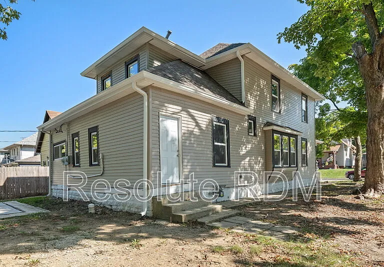 1312 N Dearborn St — Photo 21