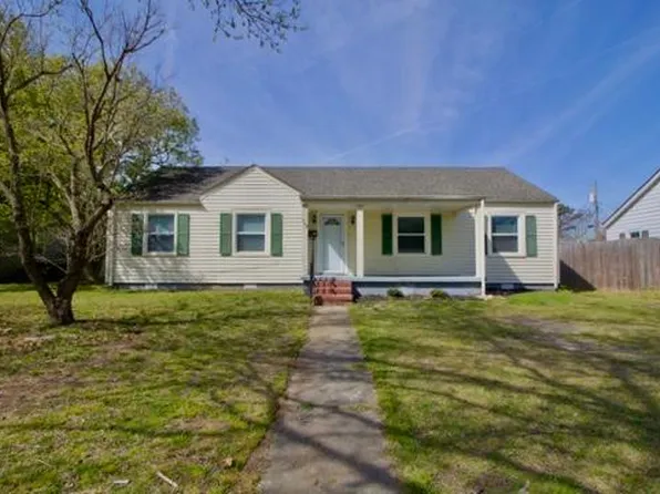 708 Harway Ave, Chesapeake, VA 23325