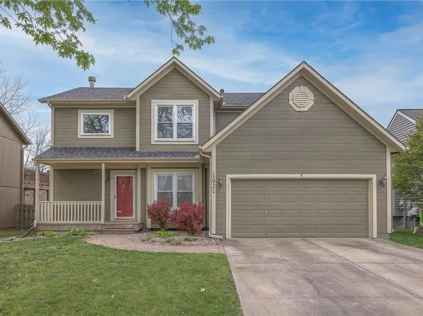 1021 N Clinton St, Olathe, KS 66061