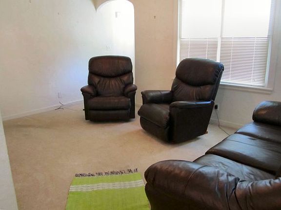 4th image of 311 Innes Blvd