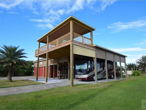 3rd image of 942 Kahla Dr #19