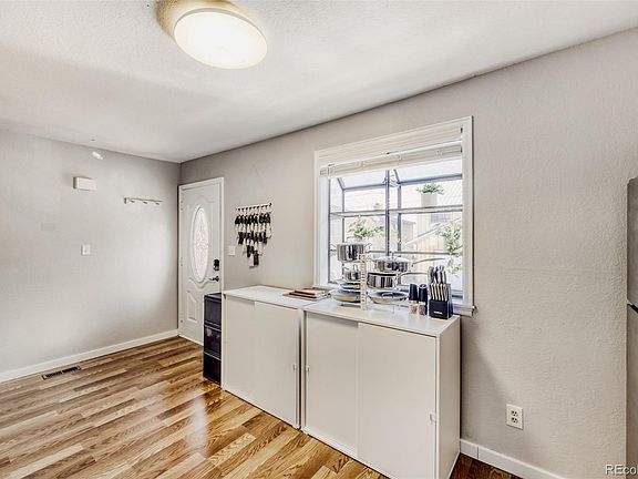 4th image of 1109 8th Street #9