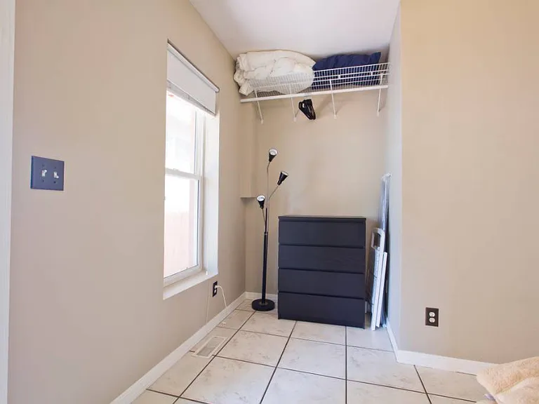 2324 W 31st Ave — Photo 11