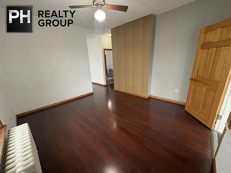 573 Shirley St #2 — Photo 6