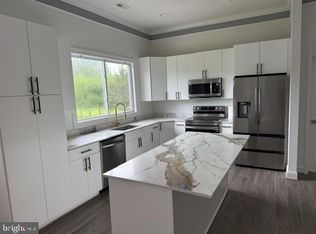 7208 Wolf Run Shoals Rd, Fairfax Station, VA 22039