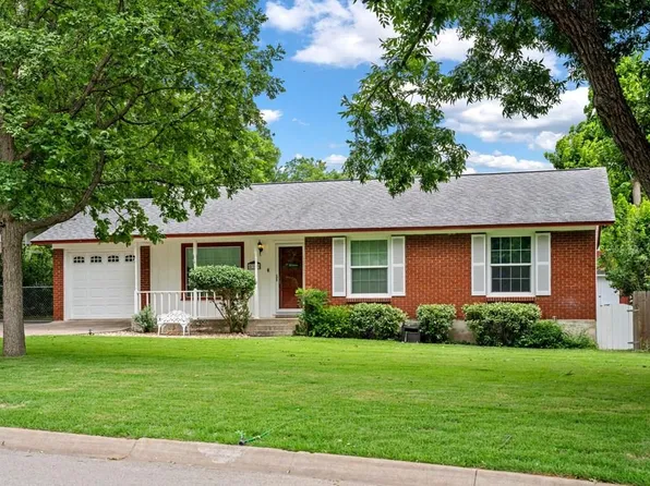 513 Cardinal Dr, Kerrville, TX 78028
