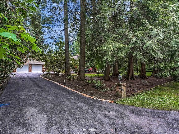 2nd image of 19006 152nd Ave NE