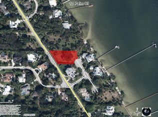 12 Palm Ct, Sewalls Pt, FL 34996