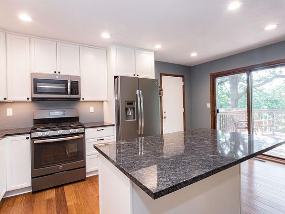 5th image of 2278 Timberlea Dr