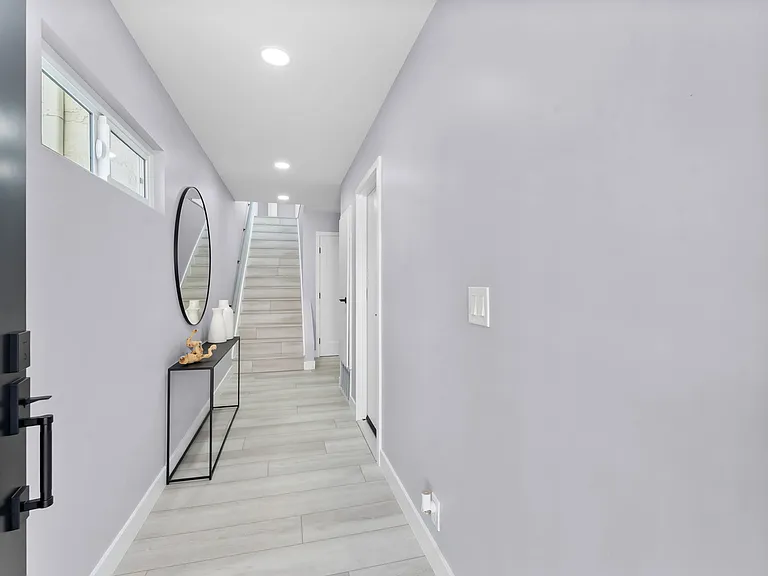 1413 La Salina St — Photo 1