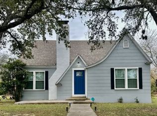 501 E Huntington St, Beeville, TX 78102