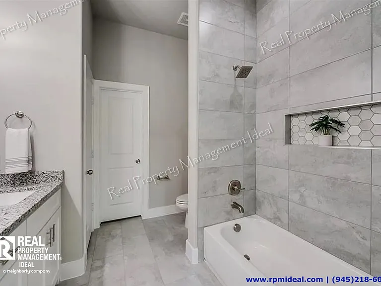 8728 Dunlap St — Photo 5