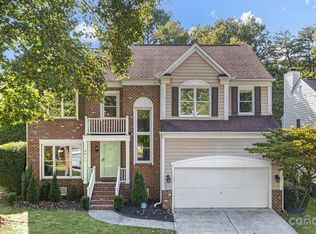 4911 Benthaven Ln, Charlotte, NC 28269
