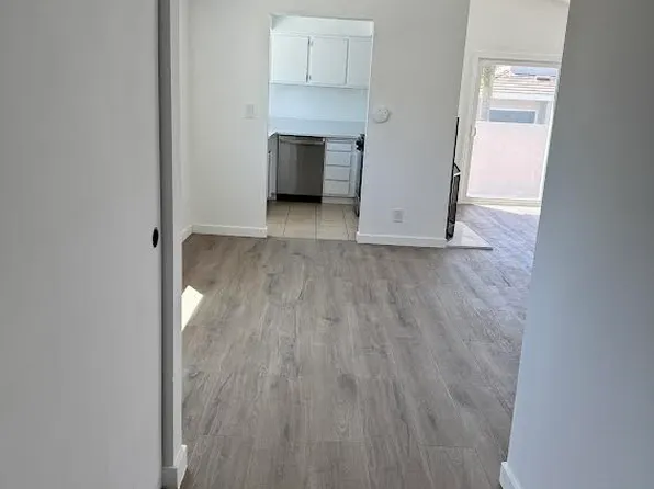 2217 Alabama St #C, Huntington Beach, CA 92648