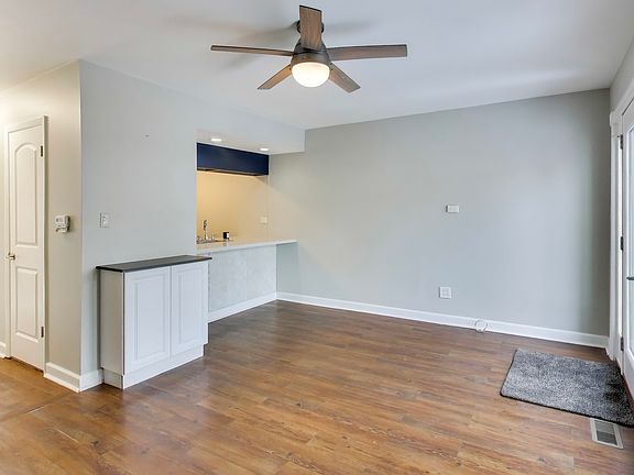 4th image of 470 Ziegler Dr