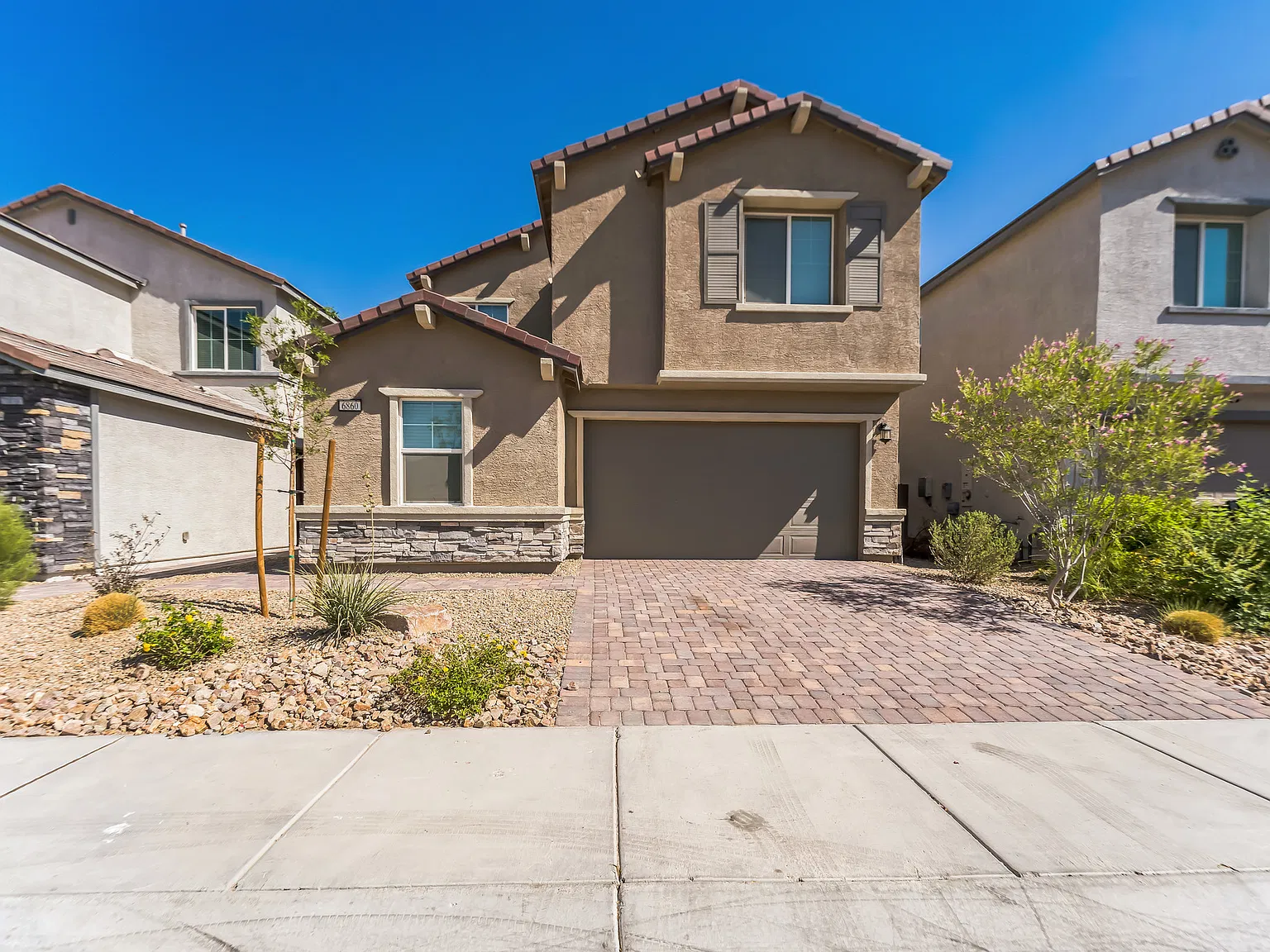 4 bed, 2353 sqft, $2,100 — Photo 1