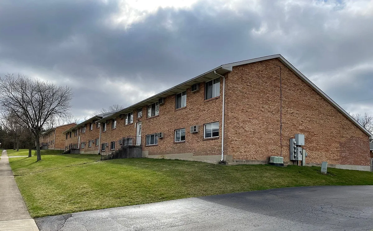 Building Photo - 1504 Almedia Ct #B