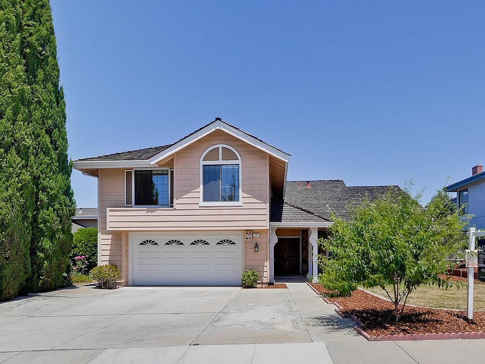 1st image of 3261 Pinkerton Dr