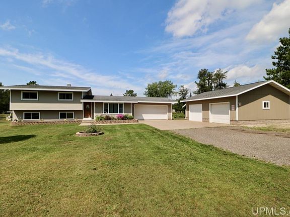 3rd image of 148 Riverland Dr