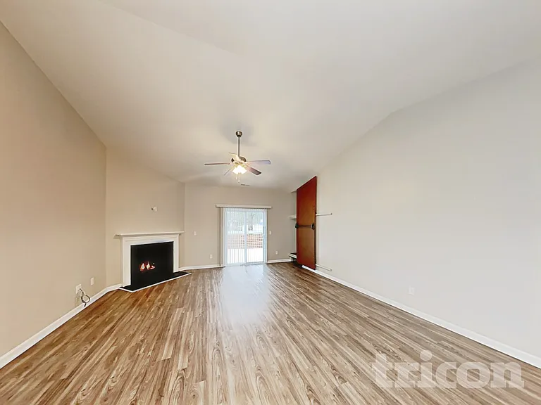 909 Wild Lilac Ct — Photo 4