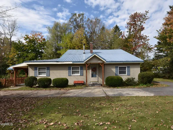 30 Main St, Cheshire, MA 01225