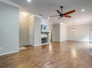 1404 Belle Pl, Fort Worth, TX 76107