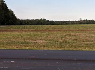 11315-1131 Five White Oak River Rd, Maysville, NC 28555