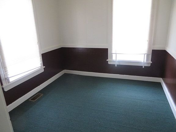 5th image of 426 E Atlantic St