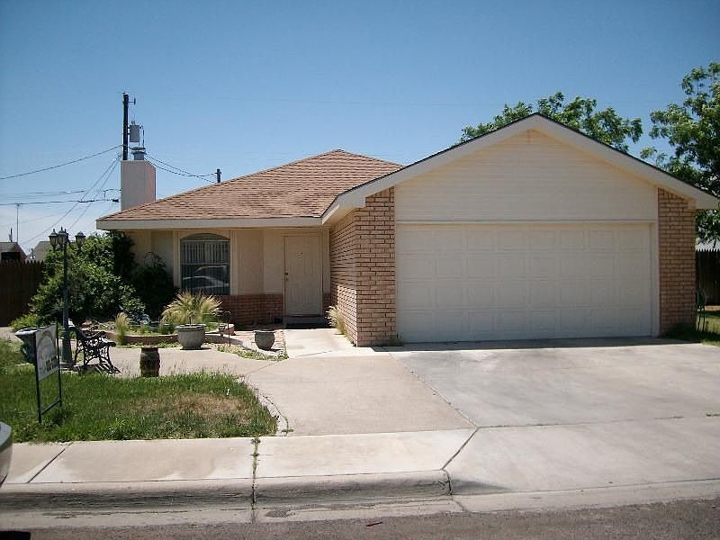 1st image of 2815 N Selman St